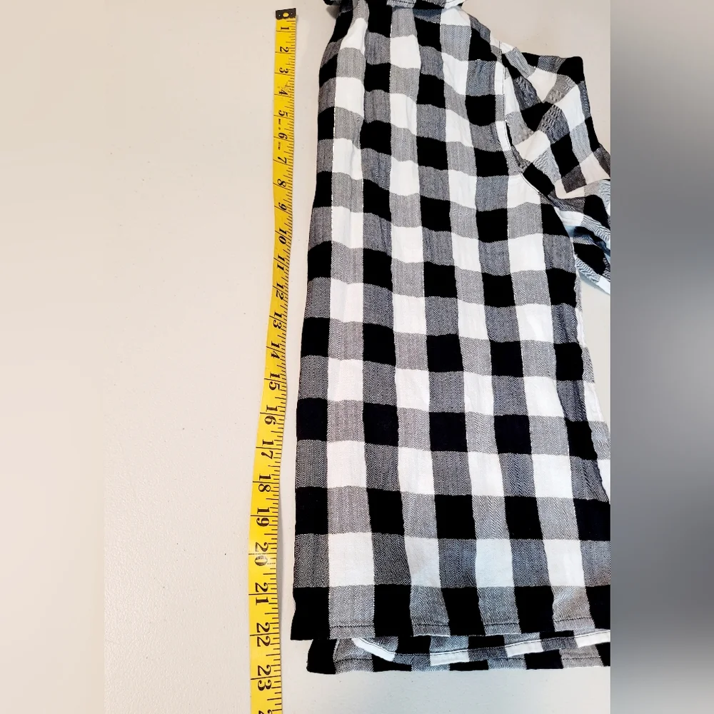 J Crew Womens Open Ruffle V Neck Button Up Blouse Black White Plaid Preppy - Picture 3 of 7